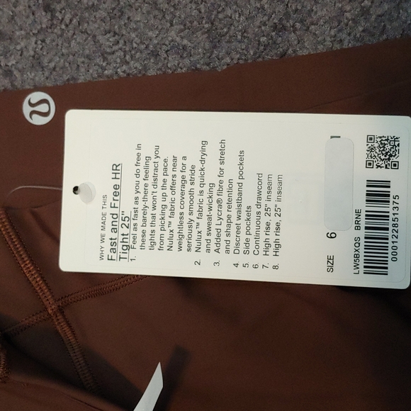 NWT Lululemon Fast and Free Tight II 25" - Picture 3 of 6